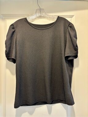 SHEIN Black Puff Sleeve Textured Top